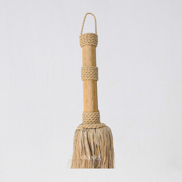 Noa Broom Raffia Hanging Decoration