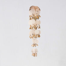 Load image into Gallery viewer, Hailey Capiz Seashell Windchime with Sea Shell
