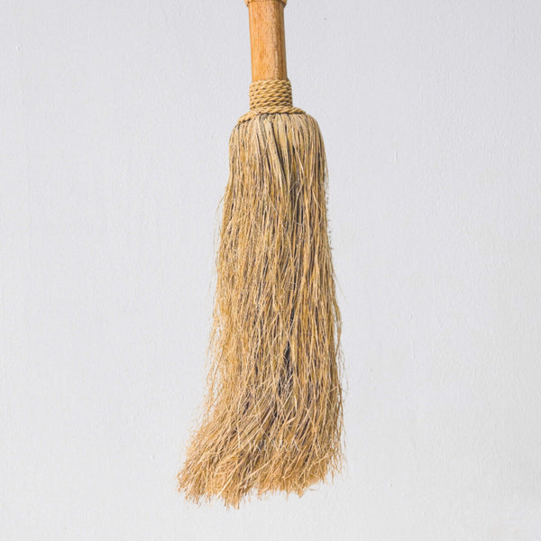 Noa Broom Raffia Hanging Decoration