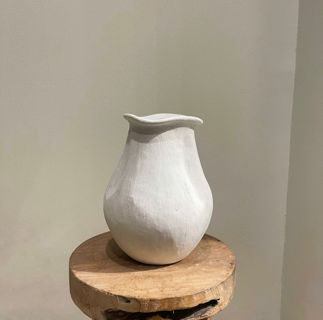 Zosar Vessel | White