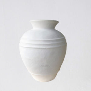 Meneses Vessel | White