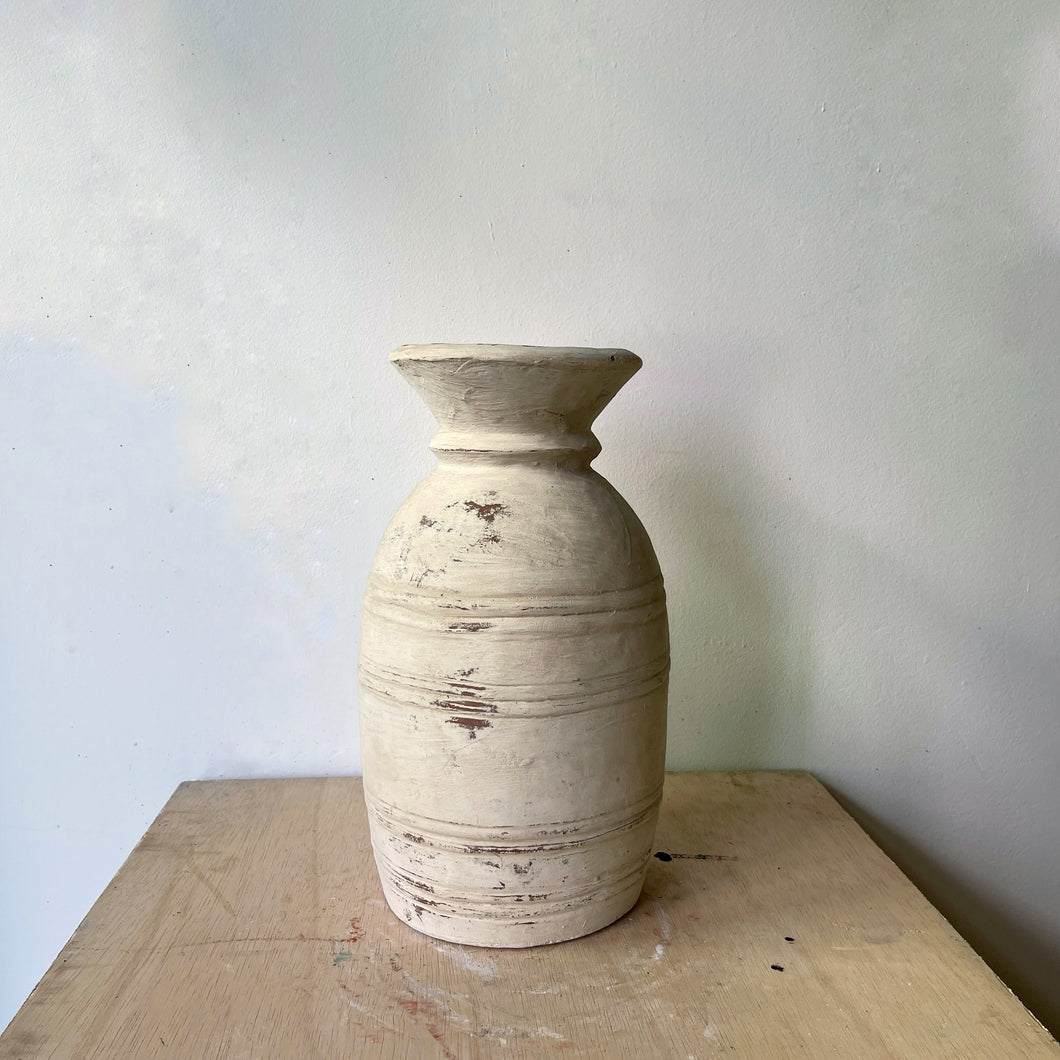 Naila Vessel | Rustic