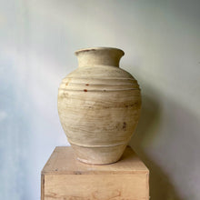 Load image into Gallery viewer, Meneses Vessel | Rustic Sand
